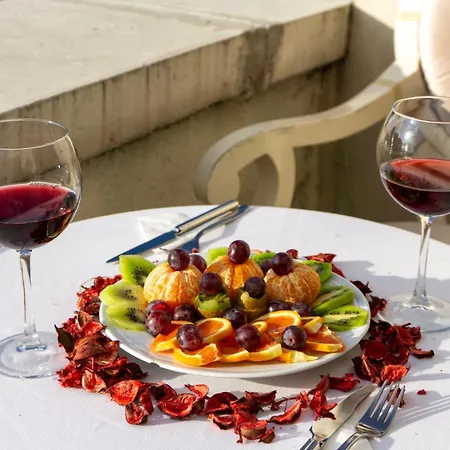 Grand Wonne Отель